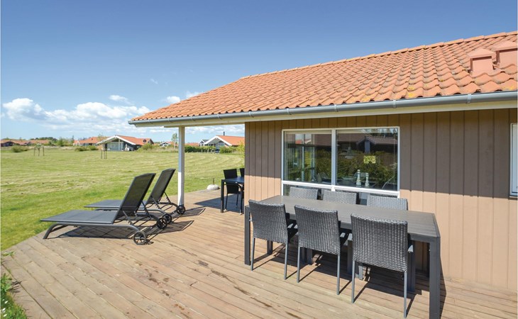 Nice home in Væggerløse with sauna 1