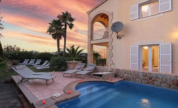 Schöne Villa mit Meerblick 2