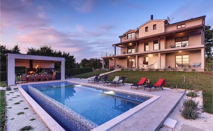 Villa Two M2 1