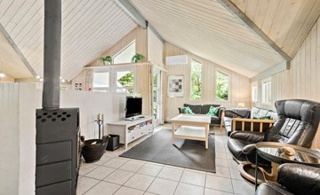 Beautiful home in Oksbøl with sauna 3