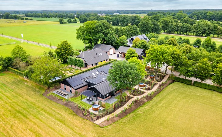 Valkse Hoeve with Sauna & Hot Tub | 6 persons 1