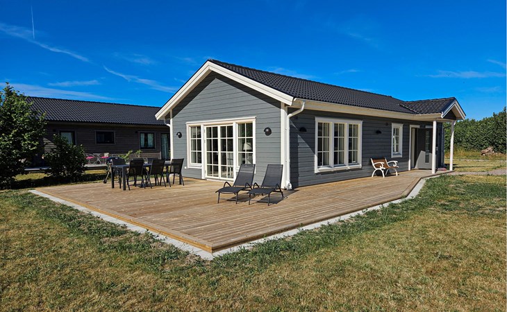 Gorgeous home in Färjestaden 1