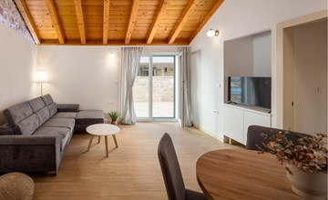 Cozy home in Primosten with WiFi 3
