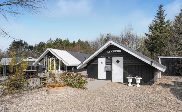 3 bedroom amazing home in Toftlund 1