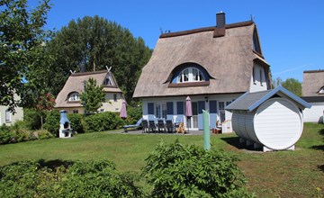 mit Garten, Sauna, Kamin und Whirlpool 2