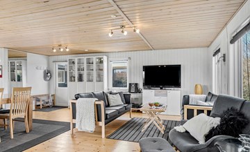 Beautiful home in Hejls with WiFi 3