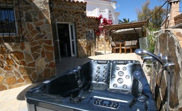 in Dénia mit Privatem Whirlpool 2