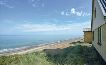 4 bedroom beautiful home in Frøstrup 2