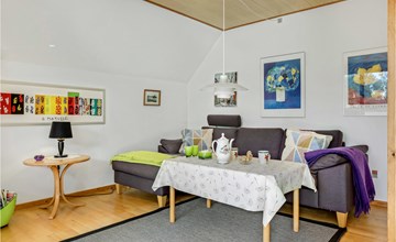 Gorgeous home in Nexø with kitchen 3