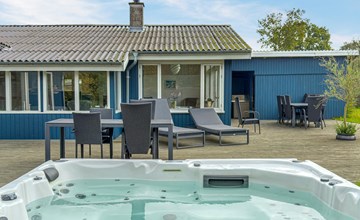 Awesome home in Hadsund with WiFi 2