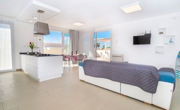 Waves of Sicily Suite Meerblick 3