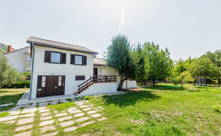 Nice home in Blato na Cetini with WiFi 1
