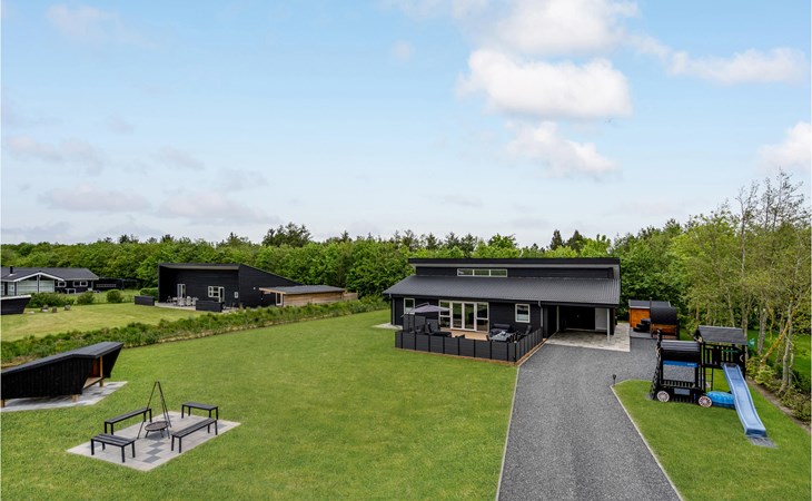 Stunning home in Hemmet with WiFi 1