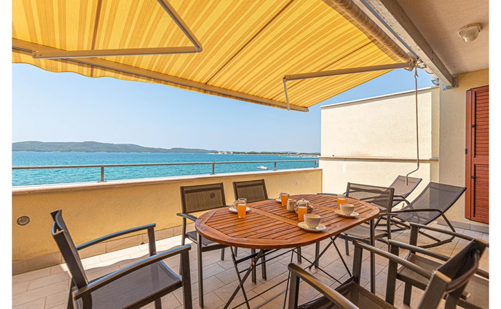 Beautiful apartment in Brodarica 1