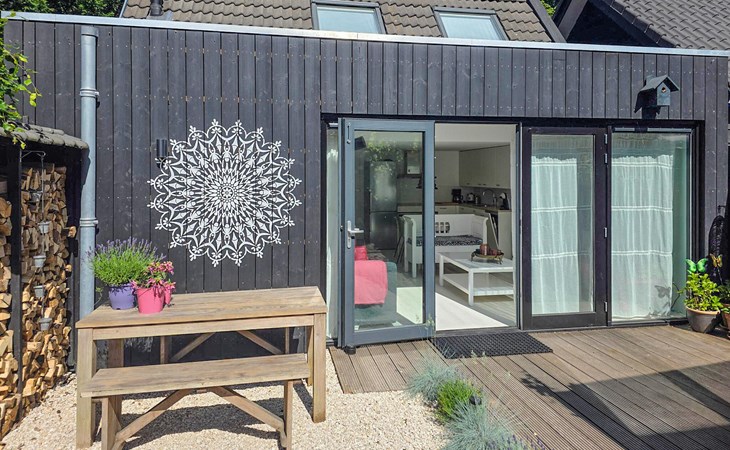 1 bedroom lovely home in Heiloo 1
