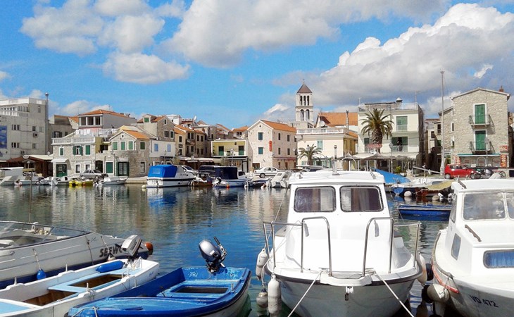 Haus in Vodice mit privatem Parkplatz 1