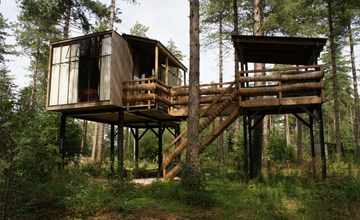 Treetop met hottub 2