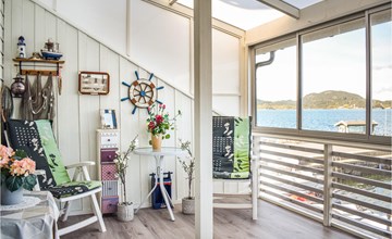 4 bedroom lovely home in Vikebygd 2