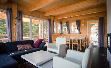 FH #9 mit IR-Sauna & Sprudelwanne Innen 2