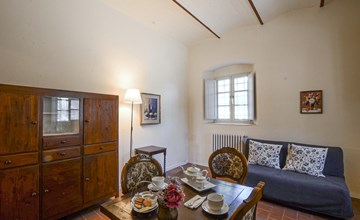 Nice home in Poggibonsi with outdoor swimming pool 3