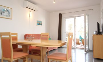 Appartement in Baška mit Eigener Terrasse 3