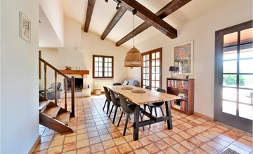 Awesome home in Saint-Pierre-de-Vassol 2