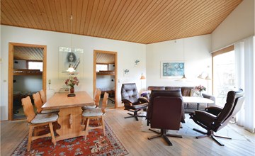 4 bedroom cozy home in Sjællands Odde 3