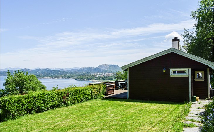 3 bedroom beautiful home in Hommersåk 1