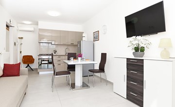 Cozy apartment in Rabac 3