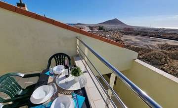 in El Médano mit Terrasse und Meerblick 2