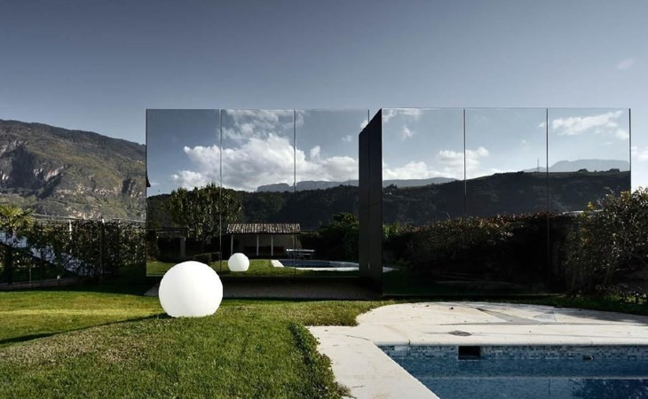 Mirror House Nord 1