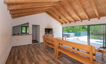 Tolles Haus in Krivodol mit Küche 3