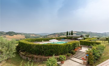 Stunning home in Tolentino 3