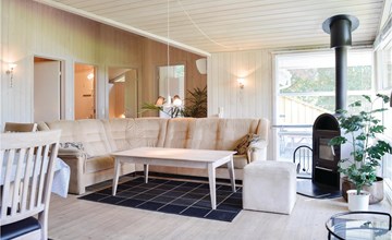 Awesome home in Græsted with sauna 2