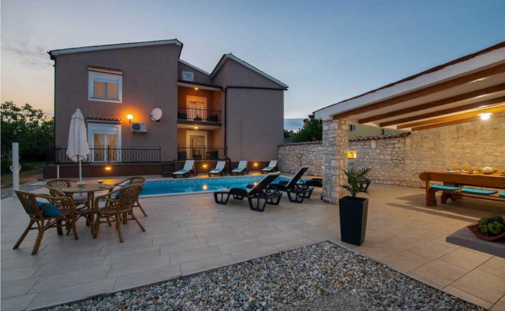 Villa Lara 1