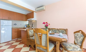 Cozy apartment in Labin with WiFi 3
