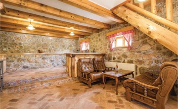 Beautiful home in Perusic with WiFi 3