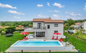 Villa Family Love mit Garten und Spielplatz 2