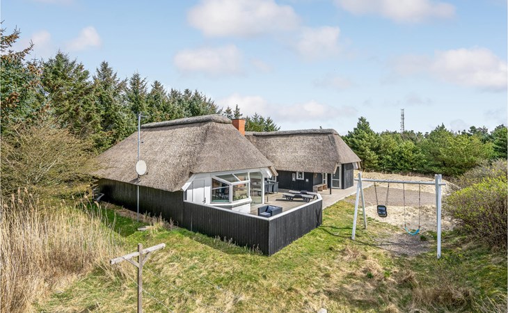Nice home in Blåvand with sauna 1