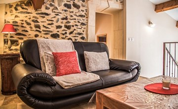 2 bedroom nice home in Cabrerolles 3