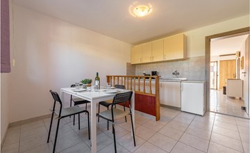 Nice apartment in Sveti Filip i Jakov 3
