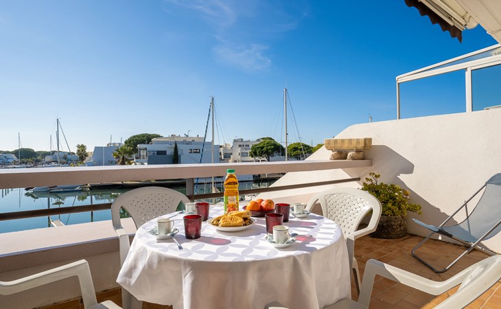 The Marinas of Ulysses IV 1