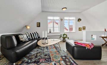 4 bedroom stunning home in Glesborg 3