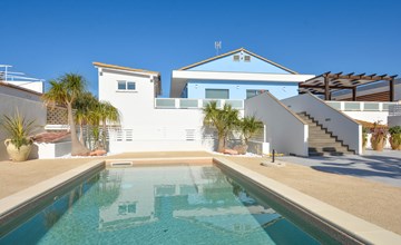 Pet friendly home in Kaukana 2