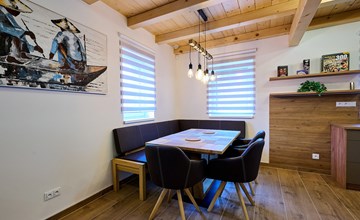 Unter dem Wald 265 3