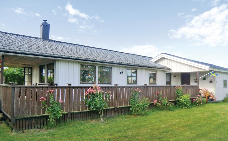 Beautiful home in Borgholm with kitchen 1