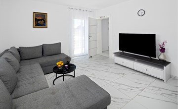 Cozy apartment in Umag with WiFi 3