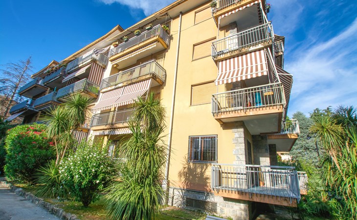 Beautiful apartment in Rapallo with swimming pool 1