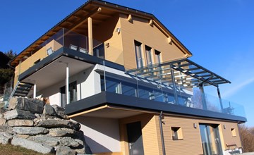 Freistehendes Ferienhaus mit Blick auf den See 2