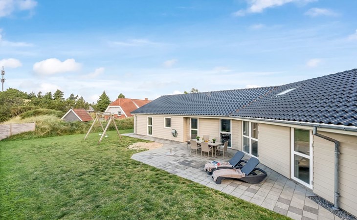 "Elektra" - 450m from the sea 1